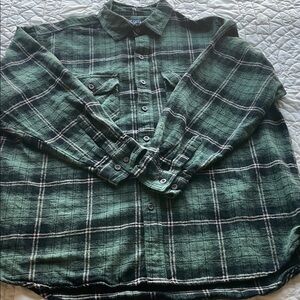 Classic Green Checkered Men's Shirt